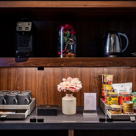 Walton Suites Sukhumvit Μπανγκόκ Εξωτερικό φωτογραφία
