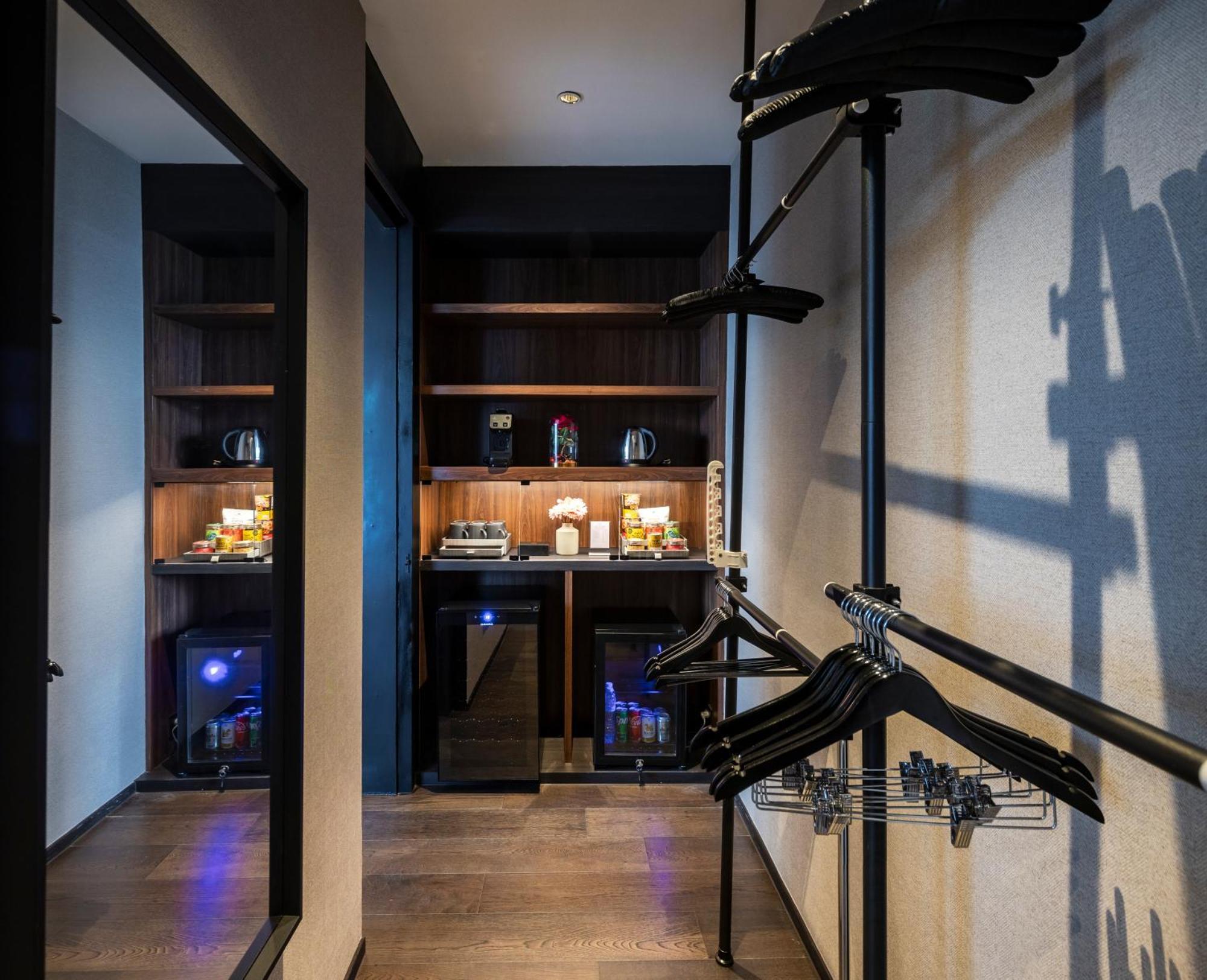 Walton Suites Sukhumvit Μπανγκόκ Εξωτερικό φωτογραφία